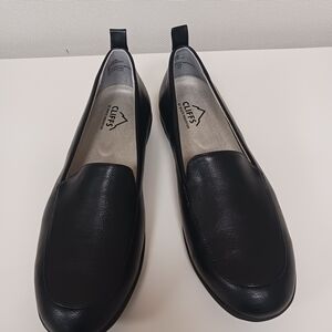 Cliffs by White Mountain Black Loafers